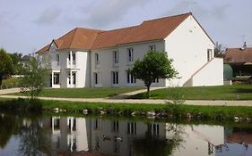 Hotel L'orée Des Châteaux À 2*